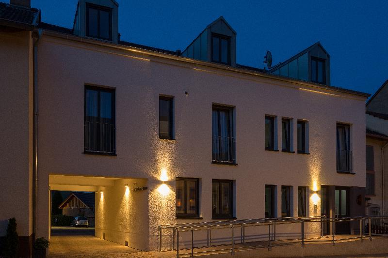 Weinhotel Ayler Kupp Екстер'єр фото